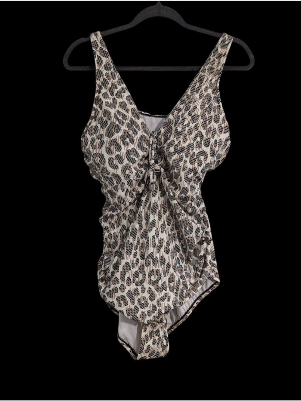 Leopard Print One-Piece Swimsuit With Adjustable Straps & Ruched Front Design